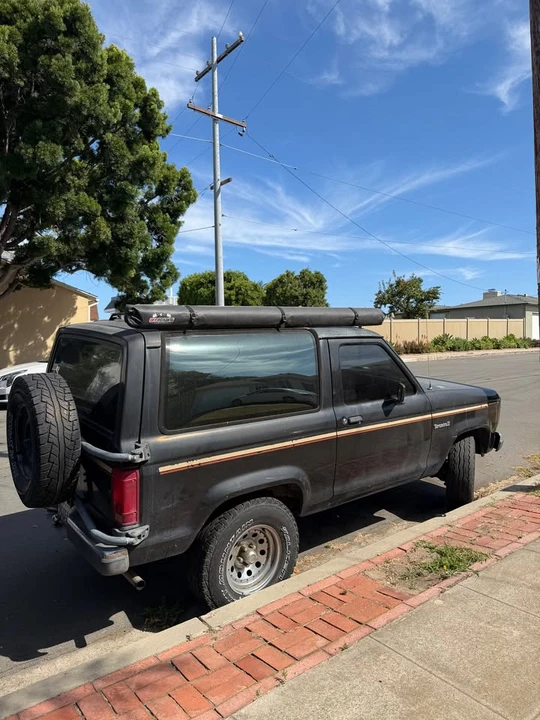 1987 Ford Bronco II - Image 3 of 8