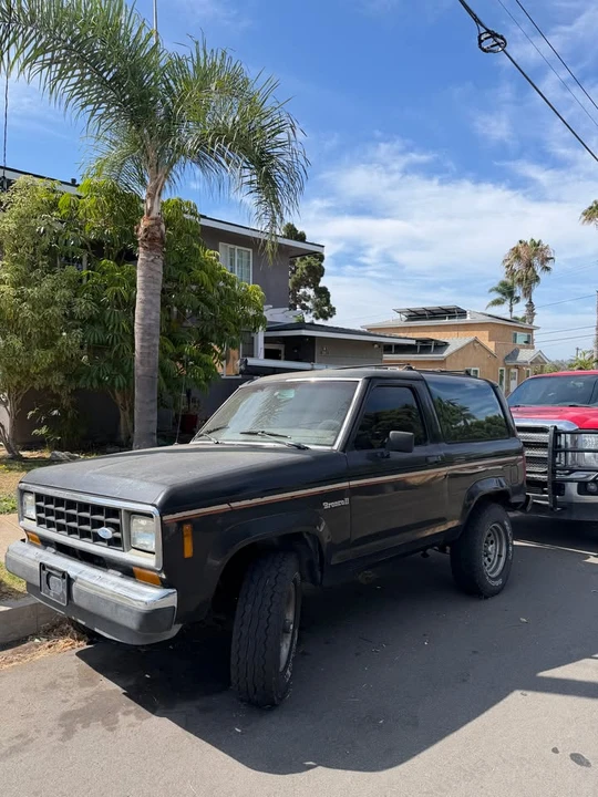 1987 Ford Bronco II - Image 7 of 8