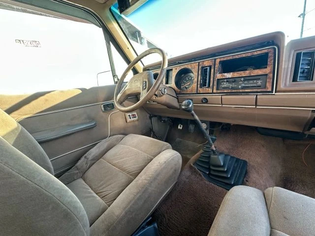 1987 Ford Bronco II - Image 10 of 15