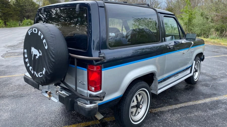 1987 Ford Bronco II - Image 2 of 17