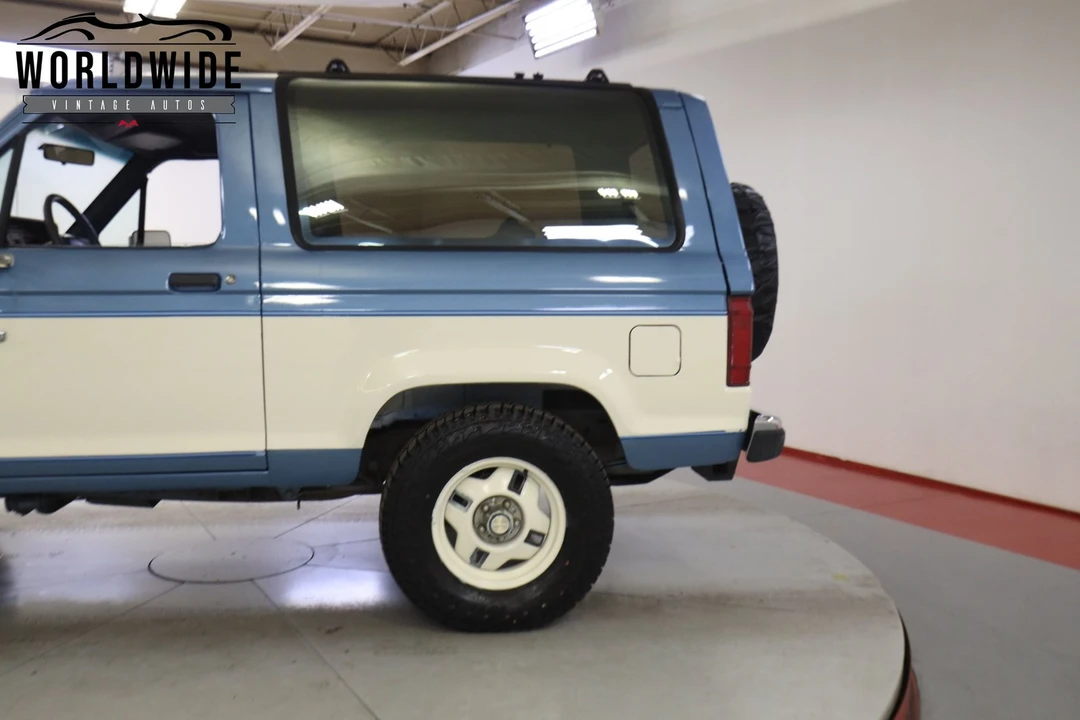 1987 Ford Bronco II - Image 10 of 12