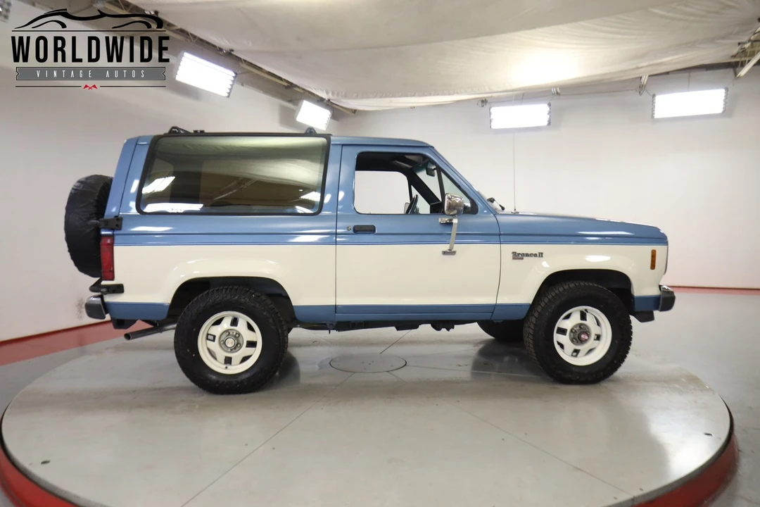 1987 Ford Bronco II - Image 4 of 12