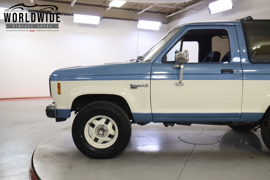 1987 Ford Bronco II - Image 7 of 12