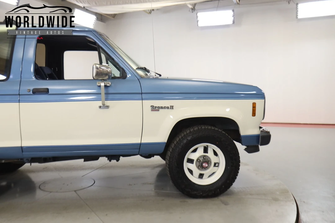 1987 Ford Bronco II - Image 8 of 12