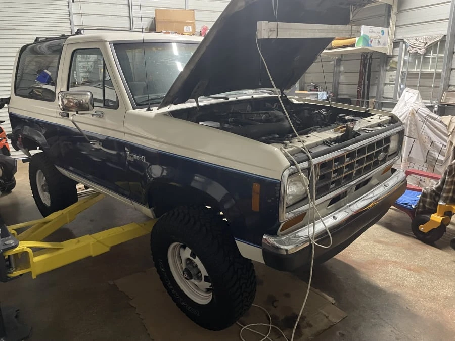 1987 Ford Bronco II - Image 6 of 8