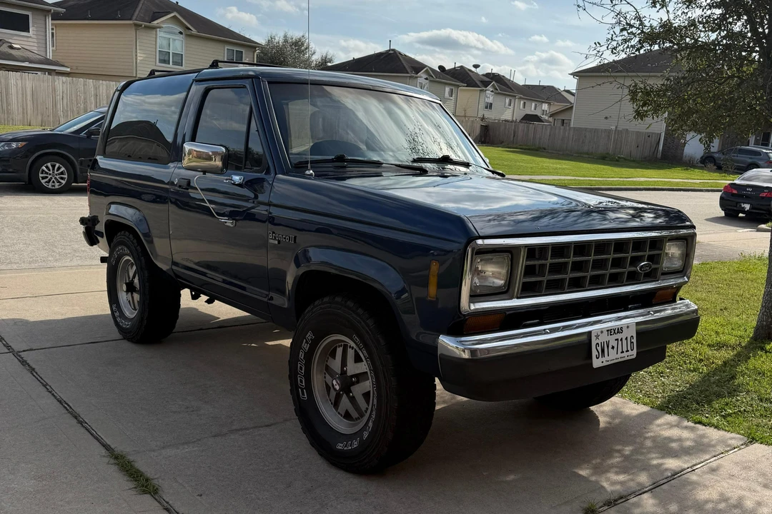 1987 Ford Bronco II - Image 14 of 31