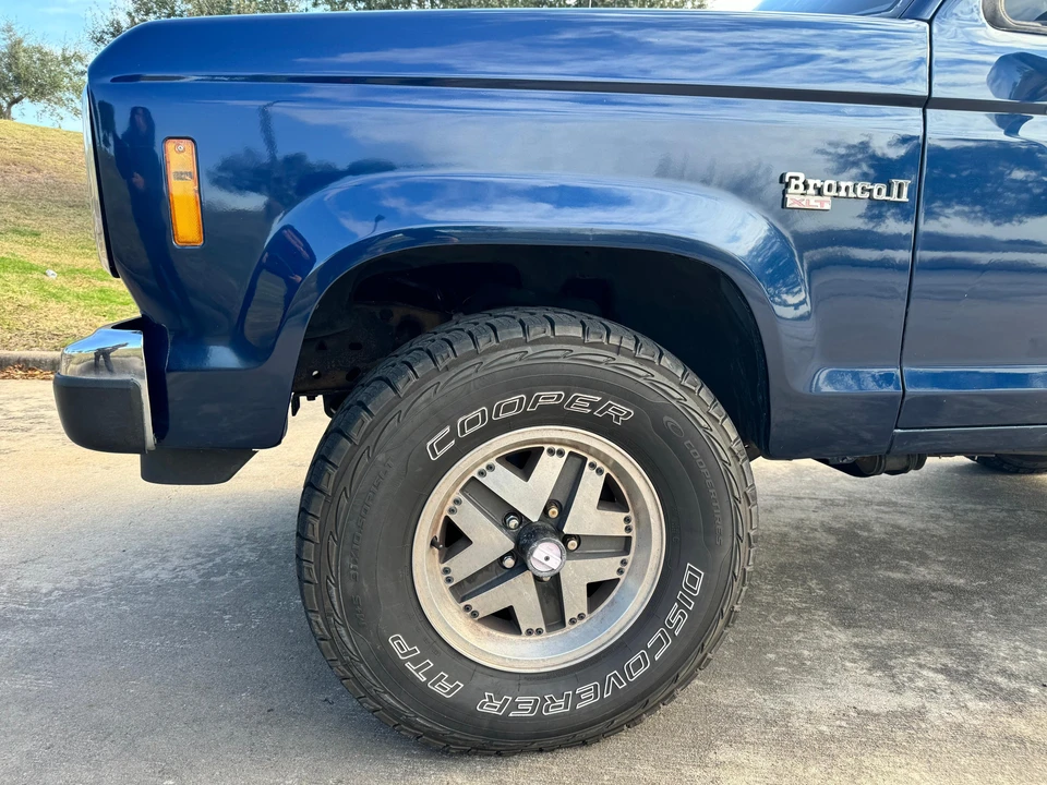 1987 Ford Bronco II - Image 28 of 31