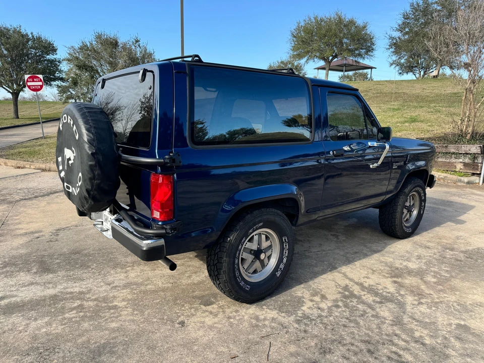 1987 Ford Bronco II - Image 12 of 31