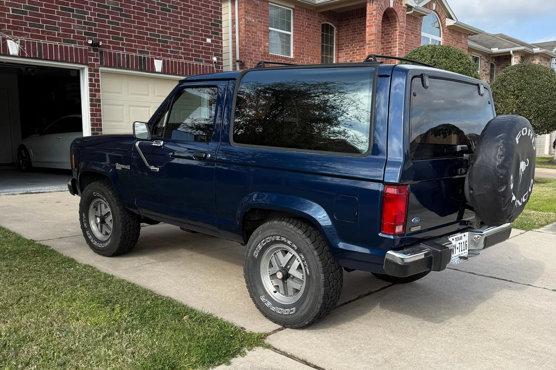 1987 Ford Bronco II - Image 10 of 31