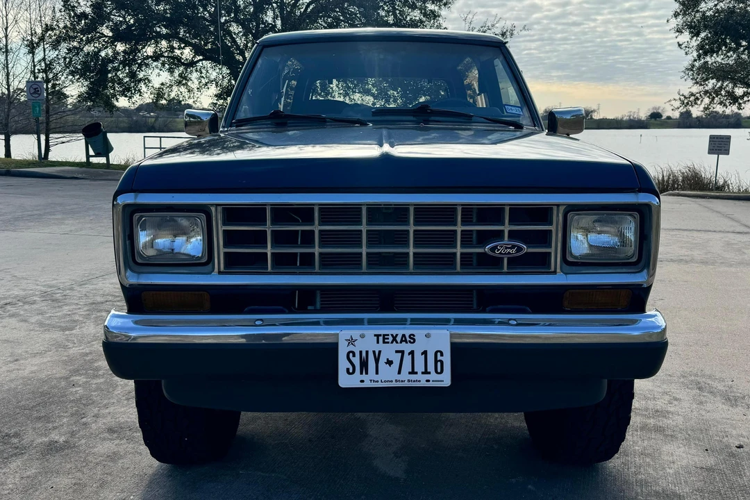 1987 Ford Bronco II - Image 2 of 31