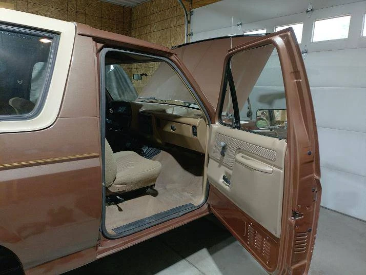 1987 Ford Bronco 4th Gen - Image 4 of 10