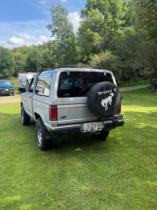 1987 Ford Bronco 4th Gen - Image 3 of 9