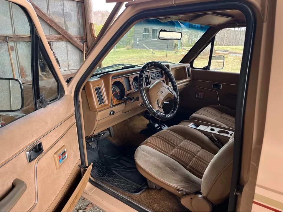 1987 Ford Bronco 4th Gen - Image 3 of 7