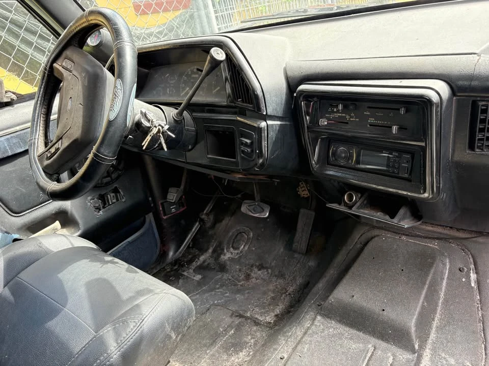1987 Ford Bronco 4th Gen - Image 2 of 8
