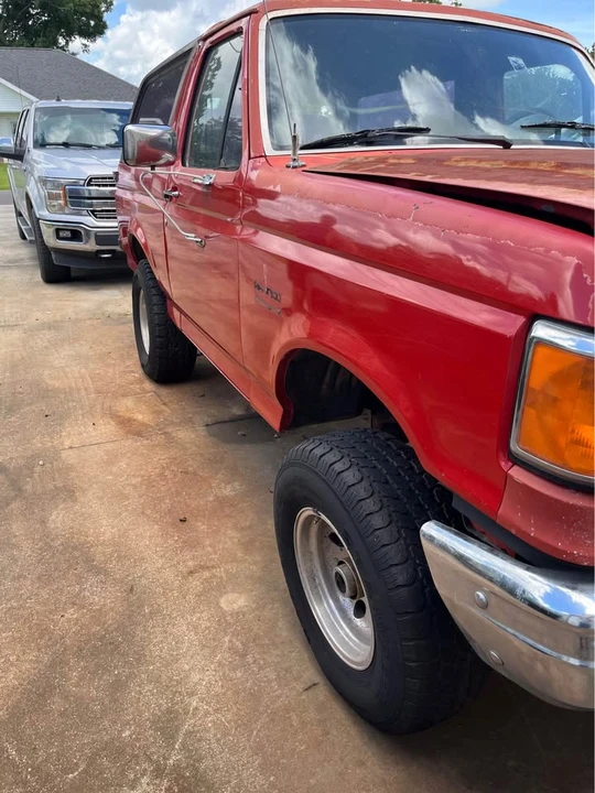 1987 Ford Bronco 4th Gen - Image 11 of 12