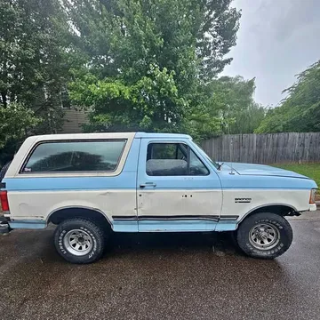 1987 Ford Bronco Sport Utility 2D