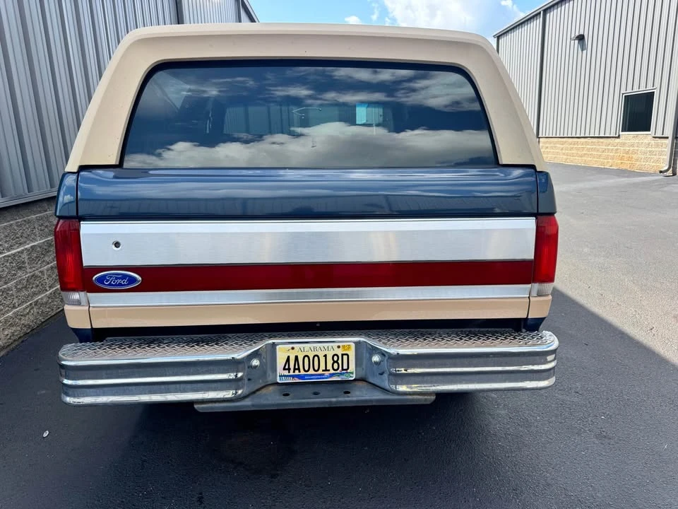 1987 Ford Bronco 4th Gen - Image 5 of 10