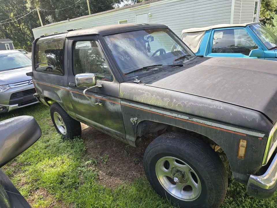1987 Ford Bronco 4th Gen - Image 3 of 4