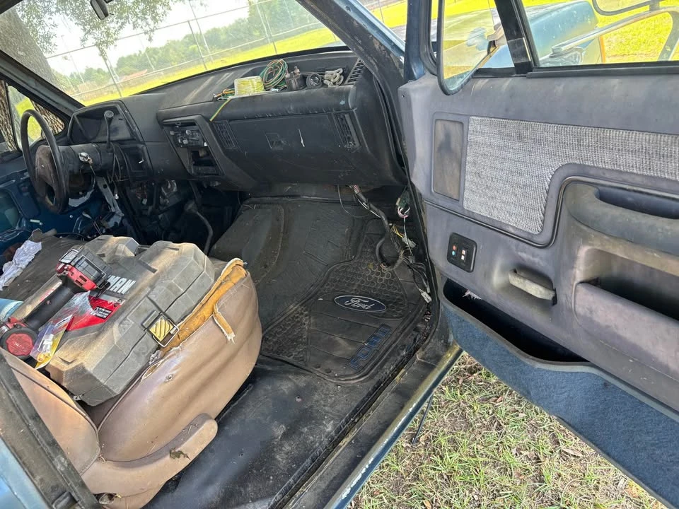 1987 Ford Bronco 4th Gen - Image 10 of 15