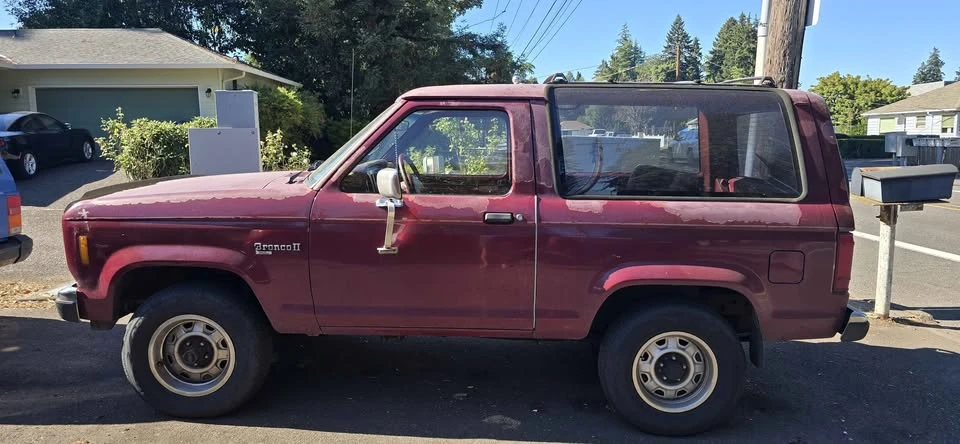 1987 Ford Bronco 4th Gen - Image 2 of 11
