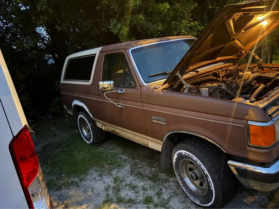 1987 Ford Bronco 4th Gen - Image 2 of 3