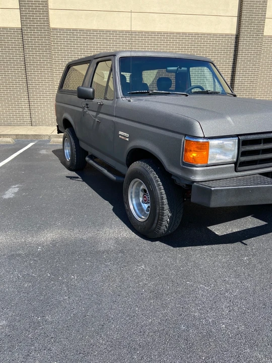 1987 Ford Bronco 4th Gen - Image 3 of 21