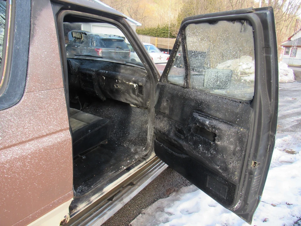 1987 Ford Bronco 4th Gen - Image 8 of 17