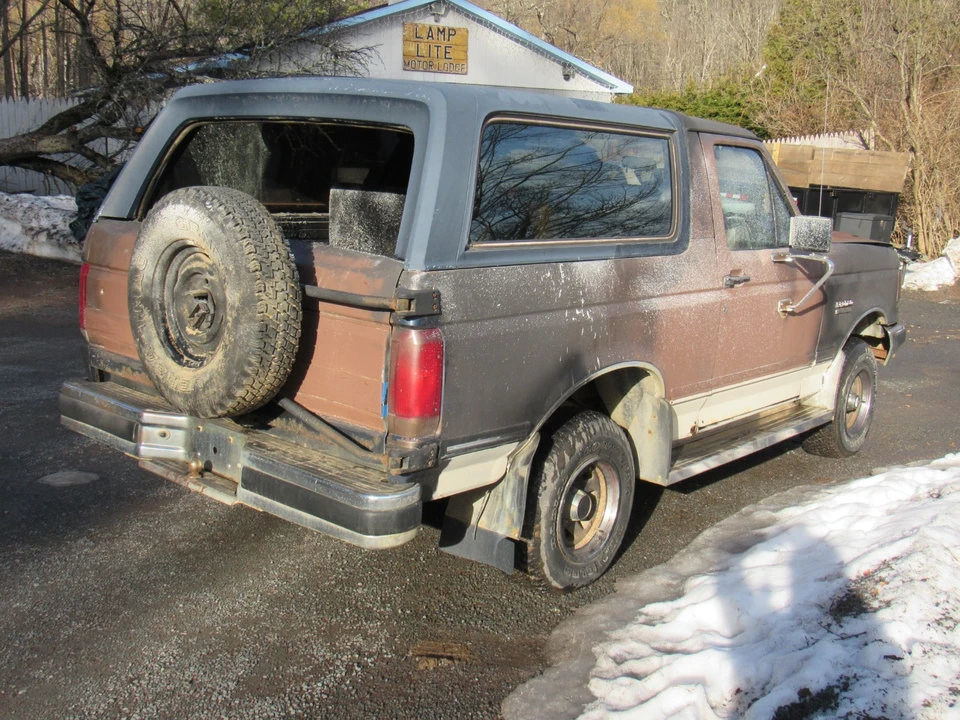 1987 Ford Bronco 4th Gen - Image 4 of 17