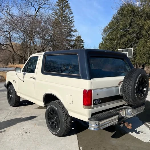 1987 Ford Bronco 4th Gen - Image 2 of 19