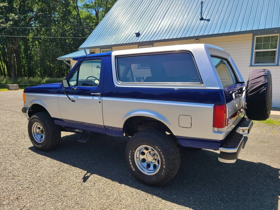 1987 Ford Bronco 4th Gen - Image 9 of 31