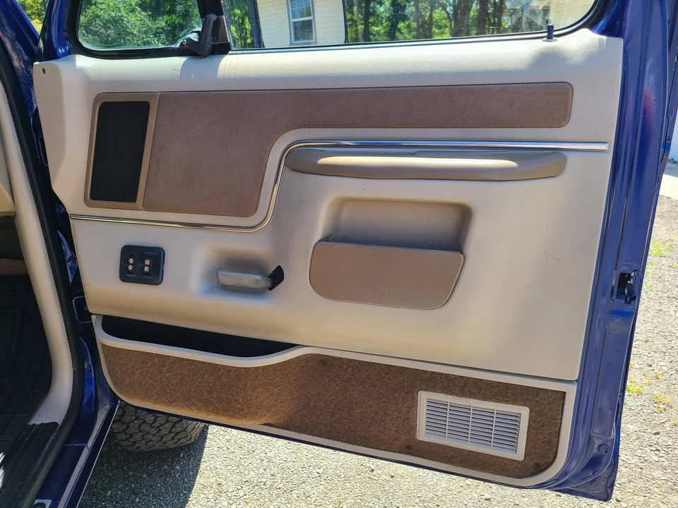 1987 Ford Bronco 4th Gen - Image 23 of 31
