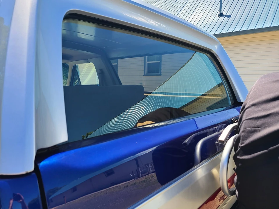 1987 Ford Bronco 4th Gen - Image 16 of 31