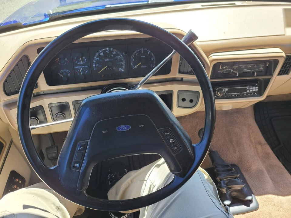 1987 Ford Bronco 4th Gen - Image 28 of 31