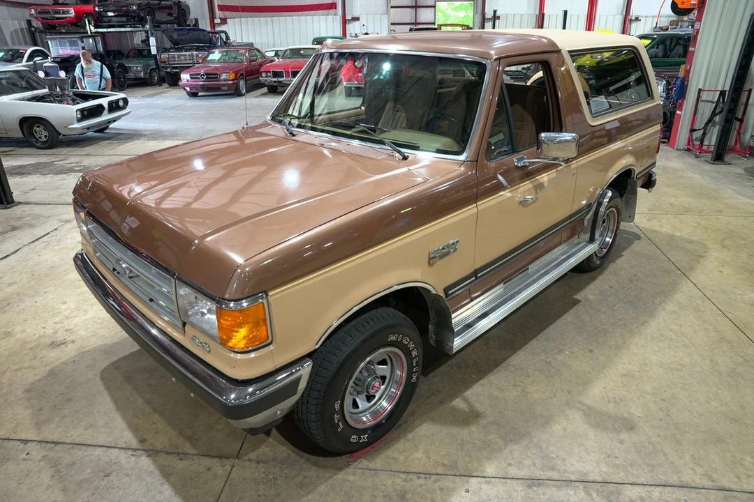 1987 Ford Bronco 4th Gen - Image 29 of 31