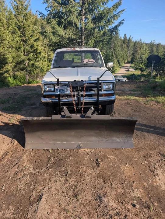 1987 Ford Bronco 4th Gen - Image 2 of 9