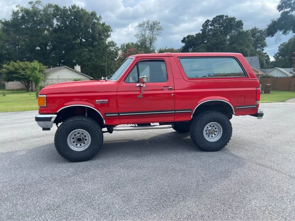 1987 Ford Bronco 4th Gen - Image 2 of 19