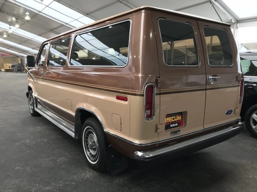 1987 Ford Econoline Van - Image 2 of 11