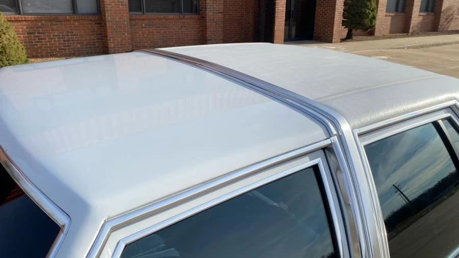 1987 Ford Crown Victoria - Image 11 of 16