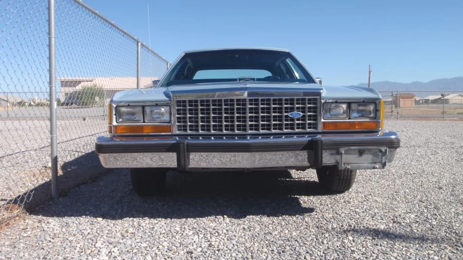 1987 Ford Crown Victoria - Image 4 of 21