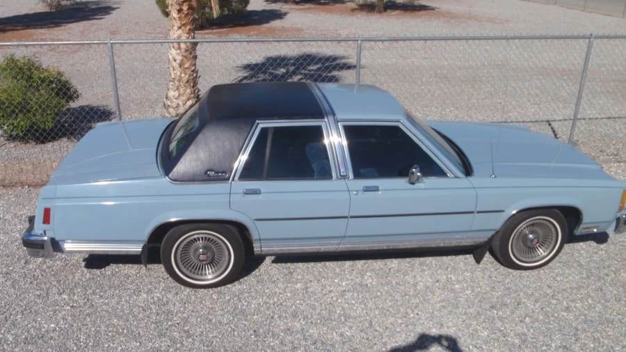 1987 Ford Crown Victoria - Image 9 of 21