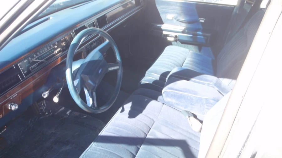 1987 Ford Crown Victoria - Image 12 of 21