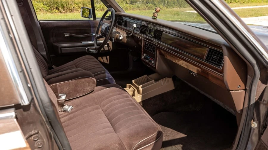 1987 Ford LTD - Image 5 of 30