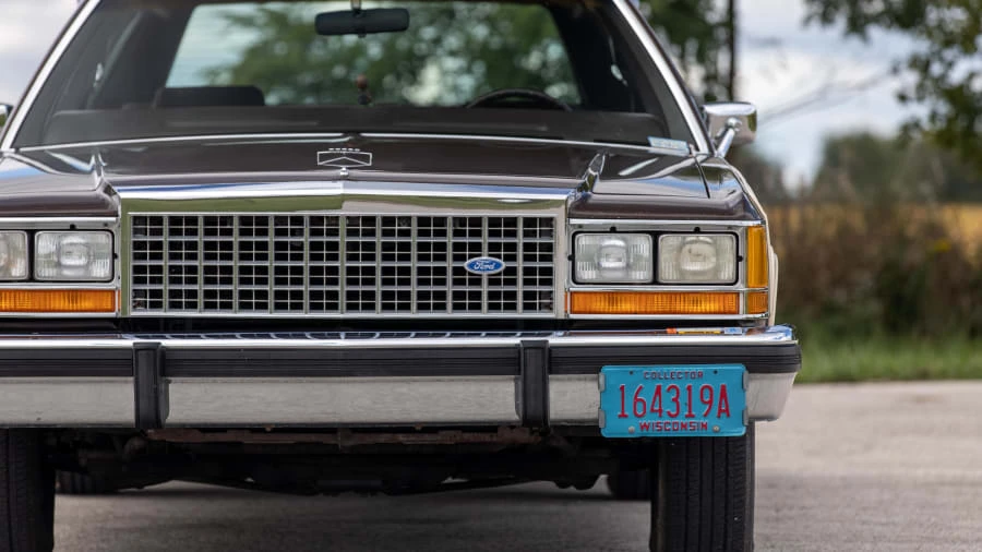 1987 Ford LTD - Image 11 of 30