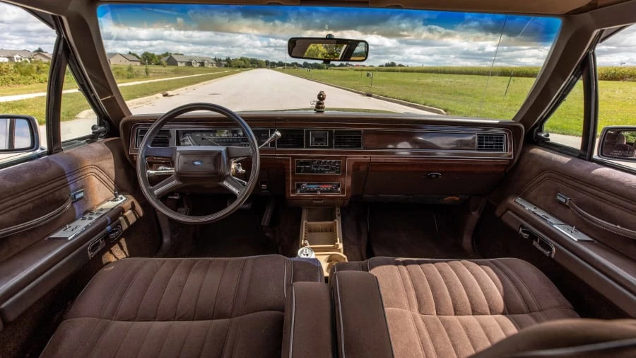 1987 Ford LTD - Image 20 of 30