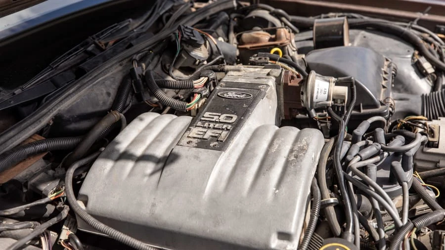 1987 Ford LTD - Image 24 of 30