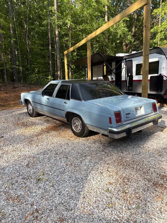 1987 Ford Crown Victoria - Image 2 of 9