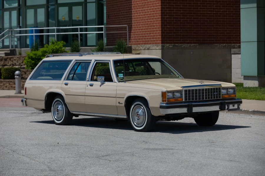 1987 Ford Crown Victoria - Image 6 of 16