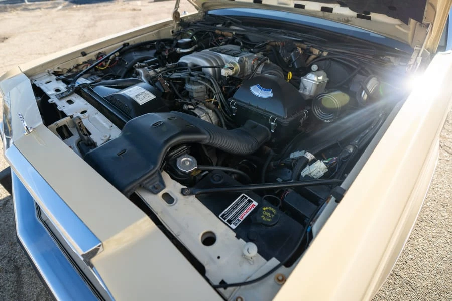 1987 Ford Crown Victoria - Image 18 of 18