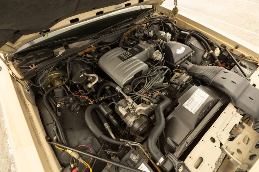 1987 Ford Crown Victoria - Image 15 of 16
