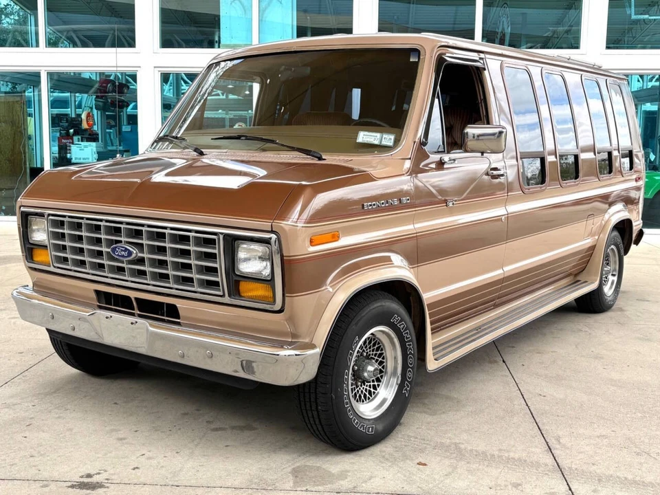 1987 Ford Econoline Van - Image 11 of 21